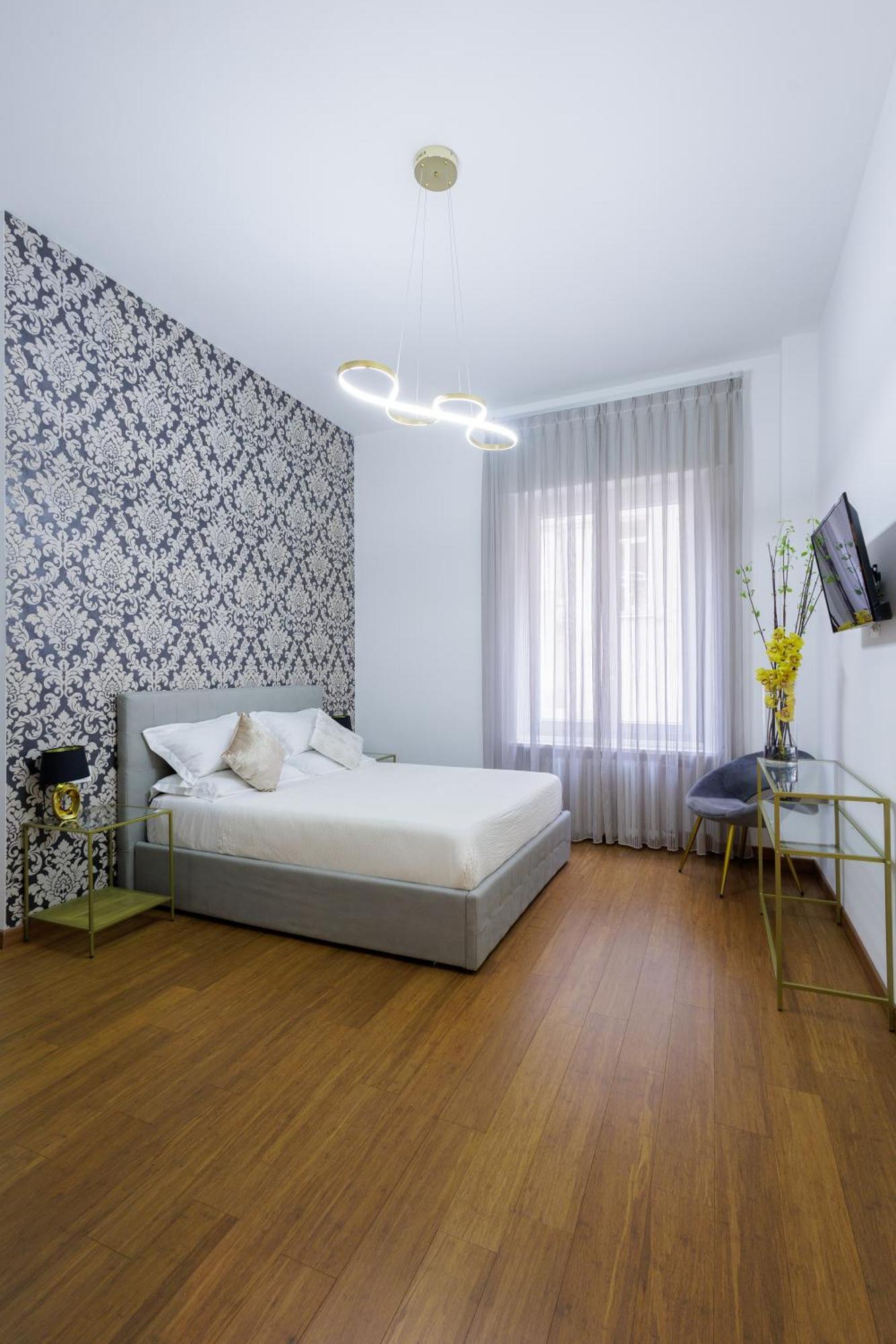 Genoa Lux Apartments With Parking Luaran gambar