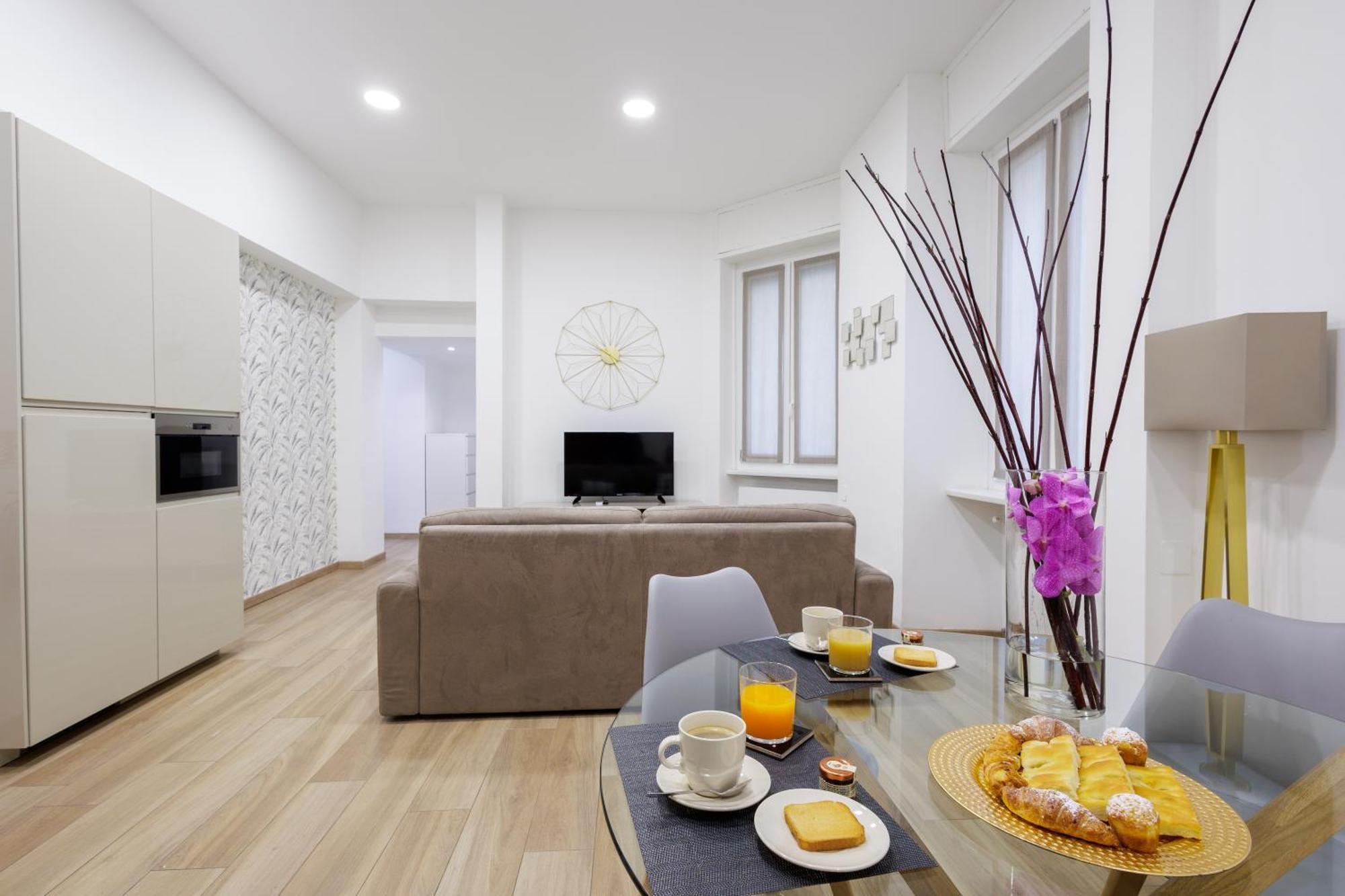 Genoa Lux Apartments With Parking Luaran gambar